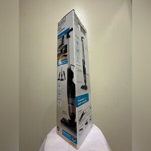 Black & Decker Powerful Light Stick Vacuum